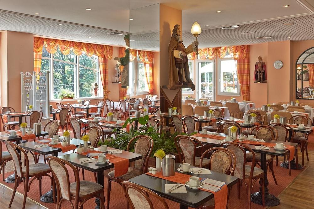 Ensana Butterfly Hotel Mariánské Lázně Екстериор снимка