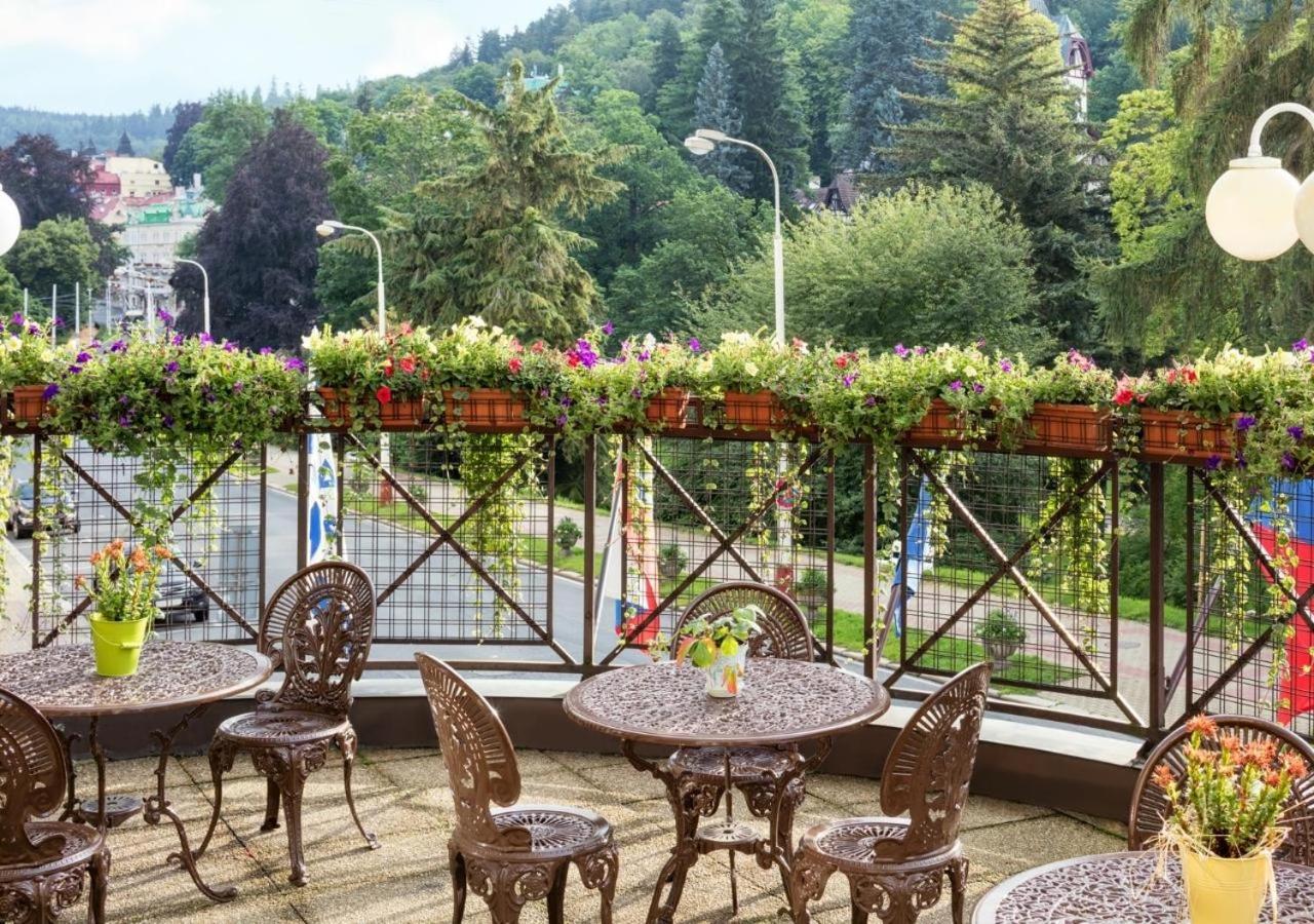 Ensana Butterfly Hotel Mariánské Lázně Екстериор снимка