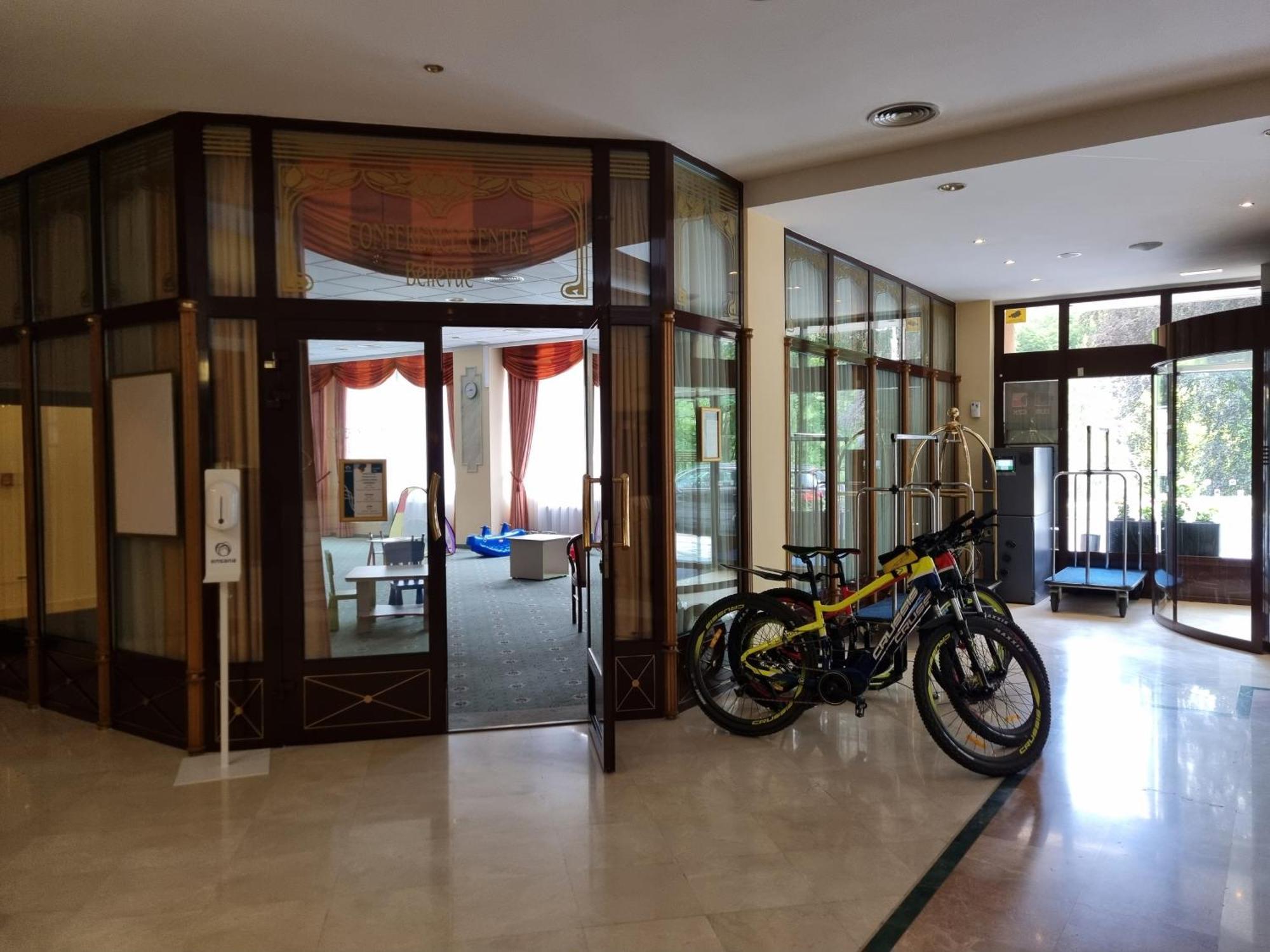 Ensana Butterfly Hotel Mariánské Lázně Екстериор снимка